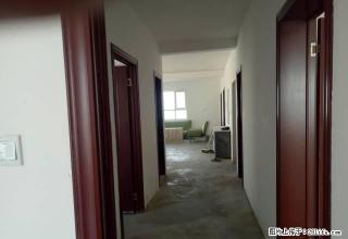 君豪绿园一期18楼三室两厅两卫800元 - 五家渠28生活网 wjq.28life.com